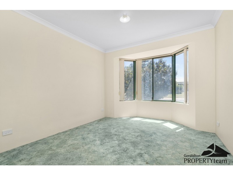 4 Hillview Drive, Drummond Cove WA 6532