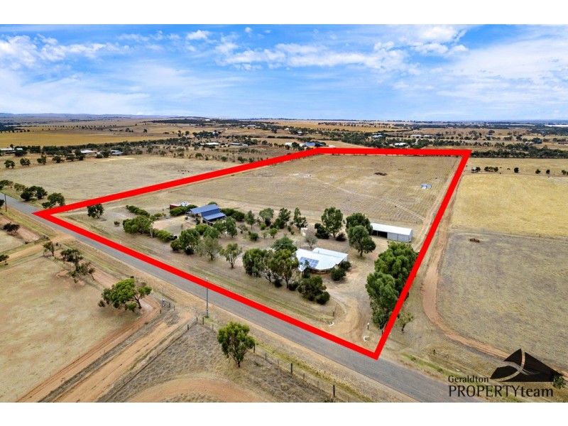 12 Hill River Way, Moonyoonooka WA 6532