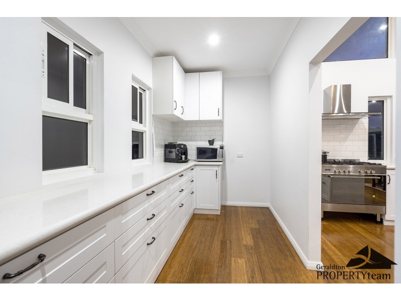 1 Benedictine Drive, Port Denison WA 6525