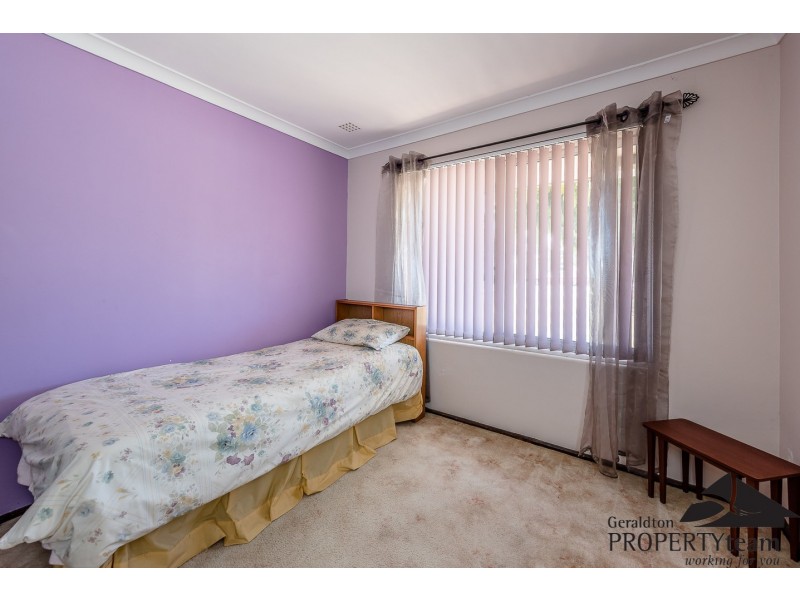 239 Third Street, Wonthella WA 6530