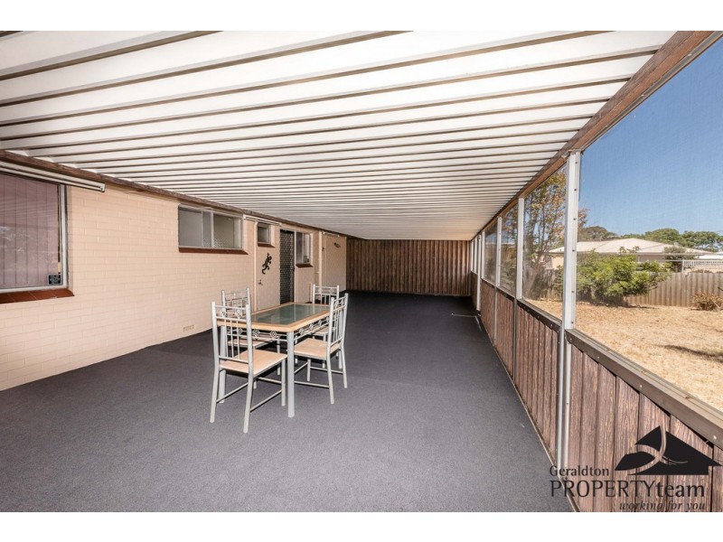 239 Third Street, Wonthella WA 6530