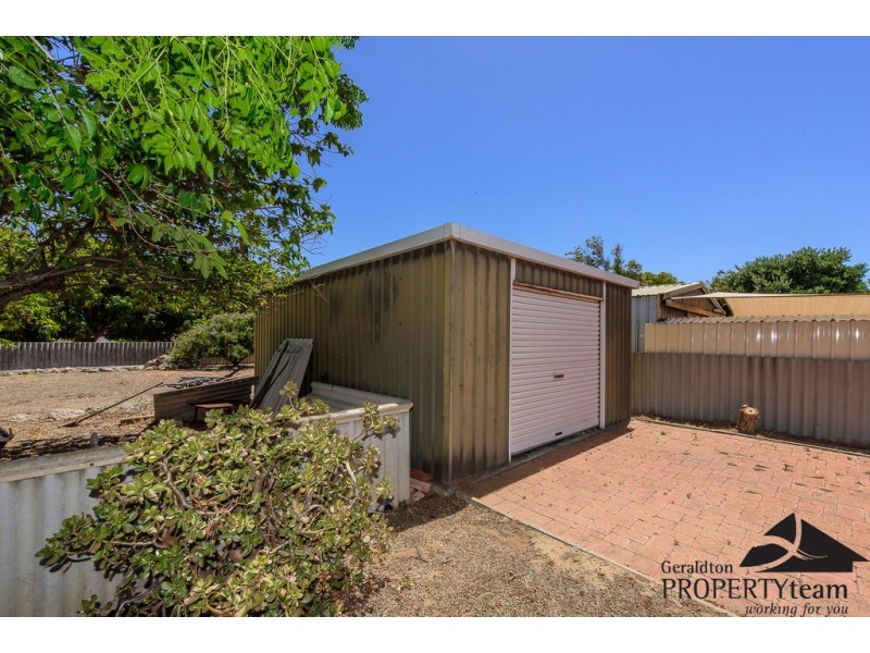 239 Third Street, Wonthella WA 6530