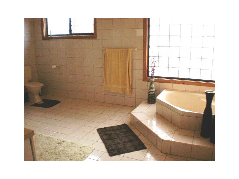 247  Second Street, WONTHELLA, Geraldton WA 6530