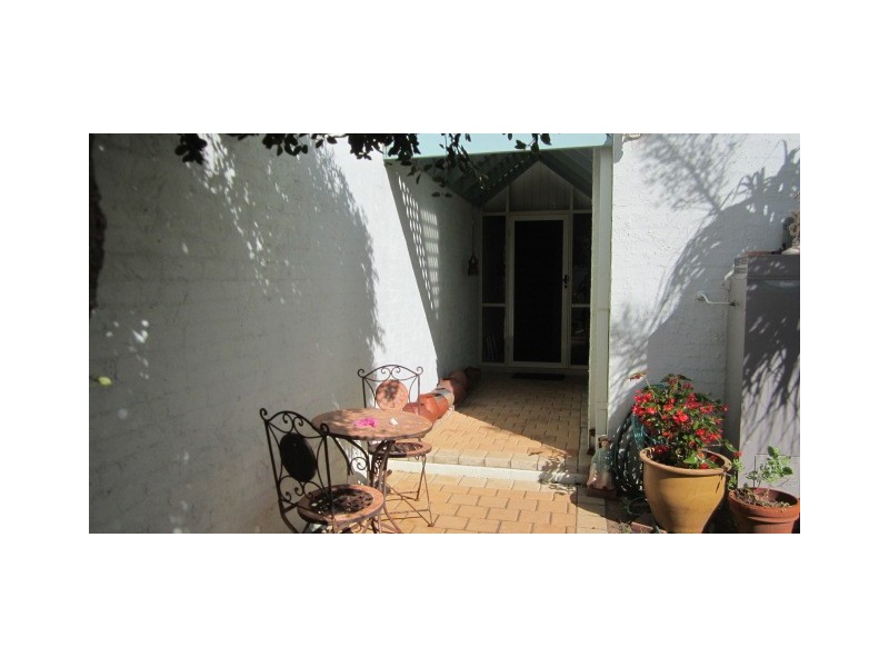 2/64 Glendinning Road, Tarcoola Beach WA 6530