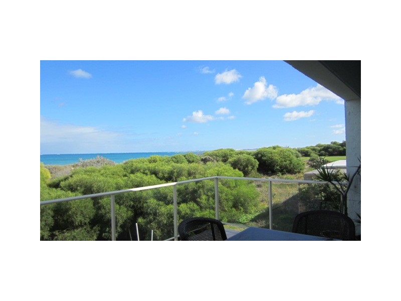 2/64 Glendinning Road, Tarcoola Beach WA 6530