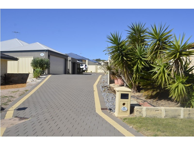 33 Wavecrest Circle, Drummond Cove WA 6532