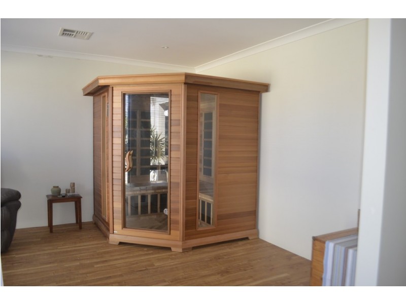 33 Wavecrest Circle, Drummond Cove WA 6532