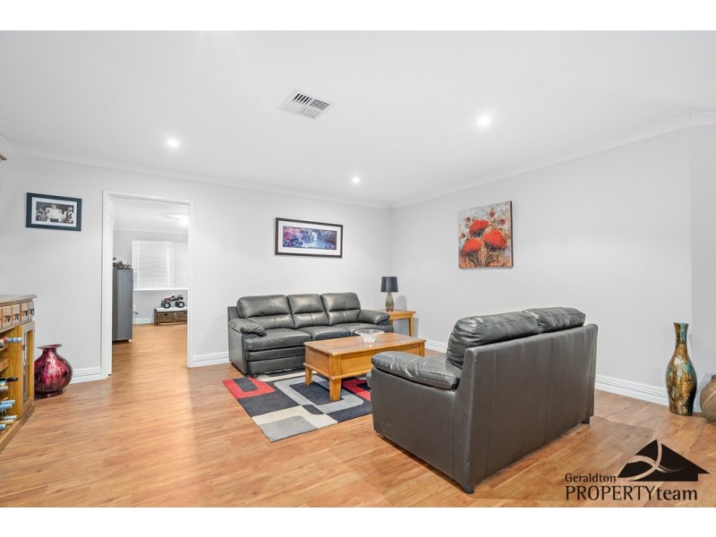 15 Drummond Cove Road, Drummond Cove WA 6532