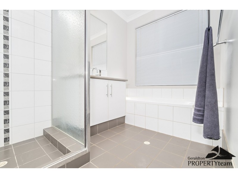 15 Drummond Cove Road, Drummond Cove WA 6532