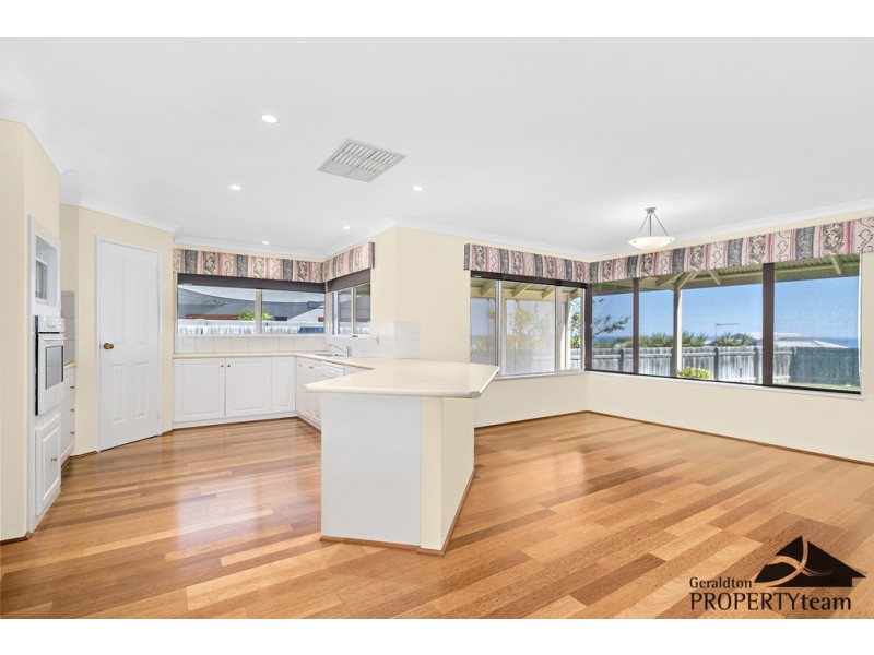 5 Wallabi Drive, Wandina WA 6530