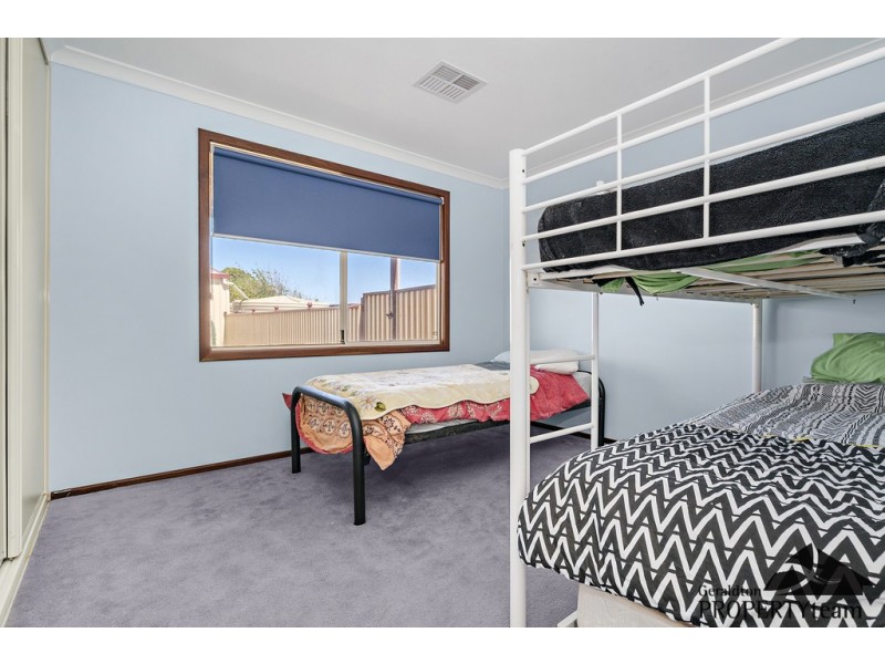 7 Polwarth Parade, Deepdale WA 6532