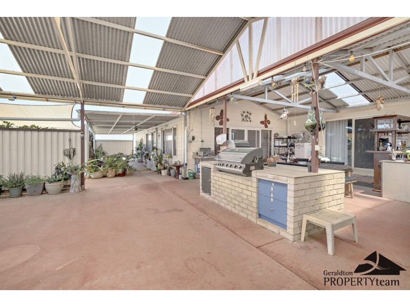 7 Polwarth Parade, Deepdale WA 6532