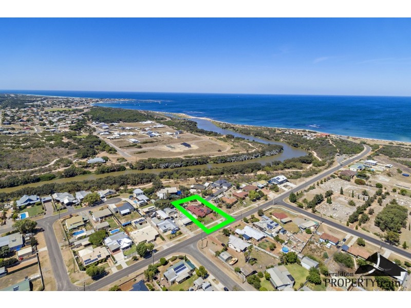25 Church Street, Dongara WA 6525