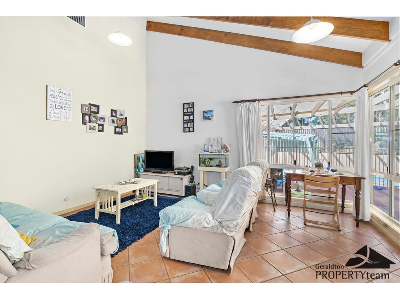 25 Church Street, Dongara WA 6525