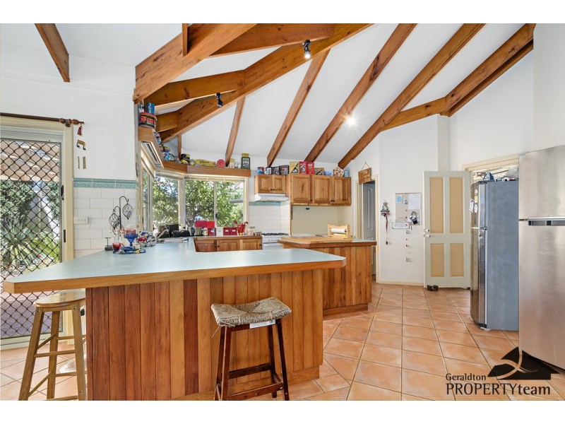 25 Church Street, Dongara WA 6525