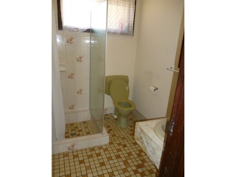 252B Second Street, Wonthella WA 6530