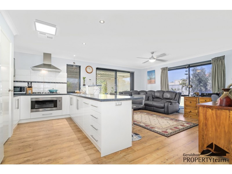 14 Pirrotina Link, Waggrakine WA 6530