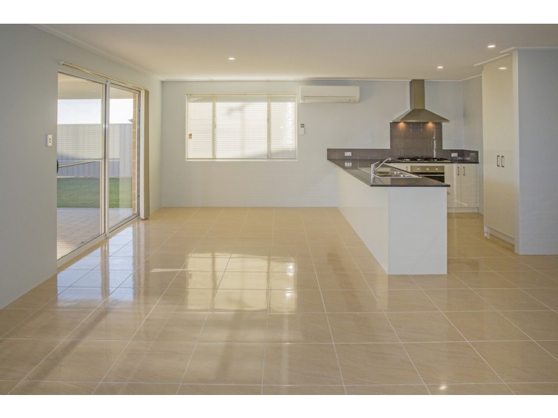 26 Swell Terrace, Glenfield WA 6532