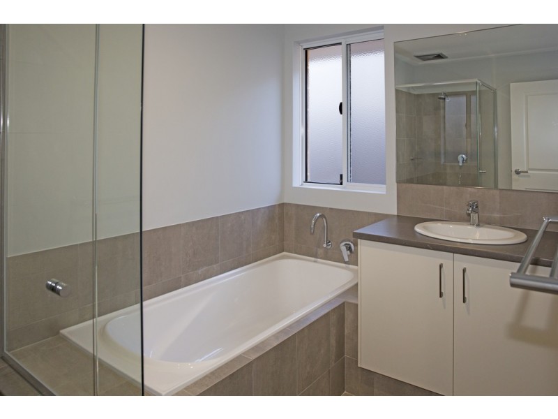 26 Swell Terrace, Glenfield WA 6532