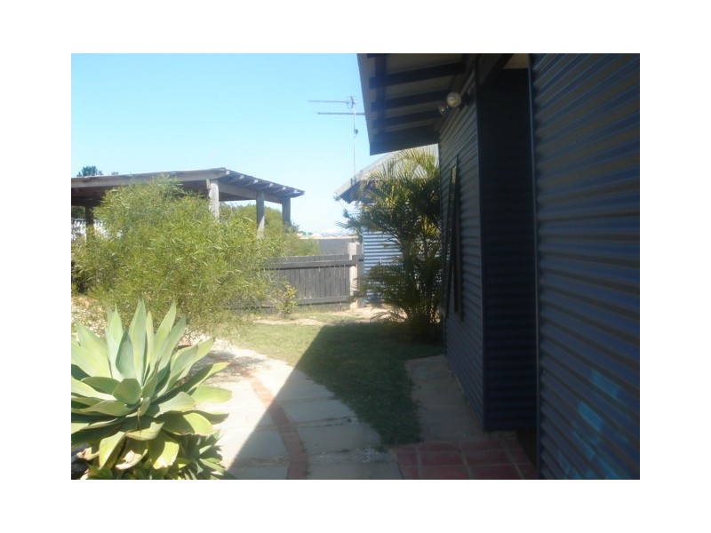 1 Evana Terrace, Wandina WA 6530