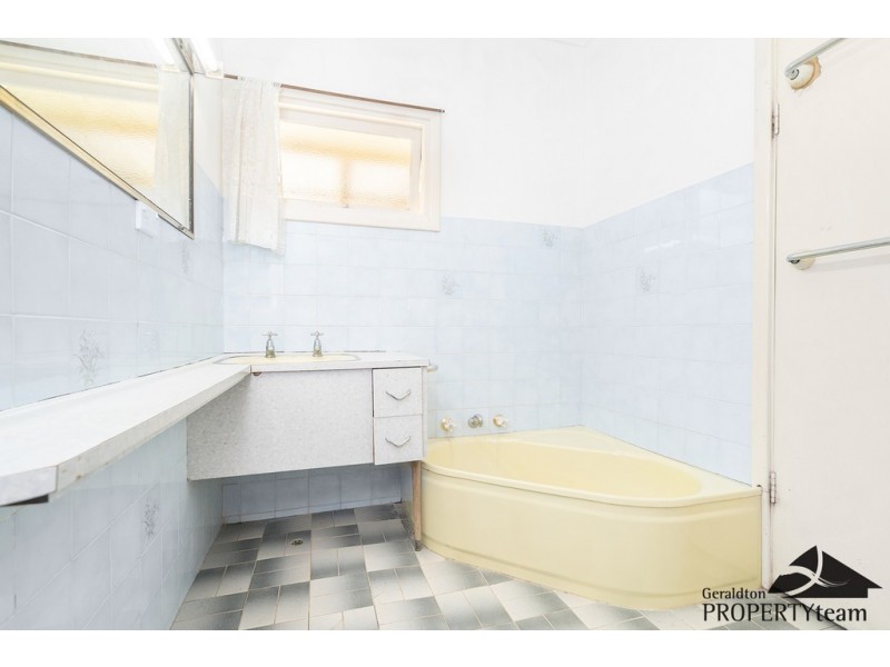 283 Fifth Street, Wonthella WA 6530