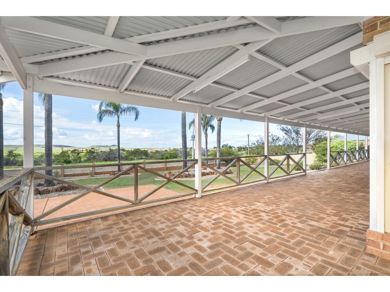 83 Sunnybanks Drive, Strathalbyn WA 6530