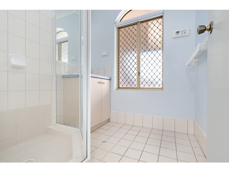 83 Sunnybanks Drive, Strathalbyn WA 6530