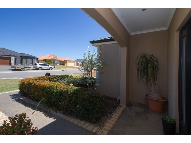 10 Ajax Drive, Wandina WA 6530
