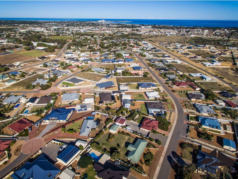 36 Tersonia Way, Strathalbyn WA 6530