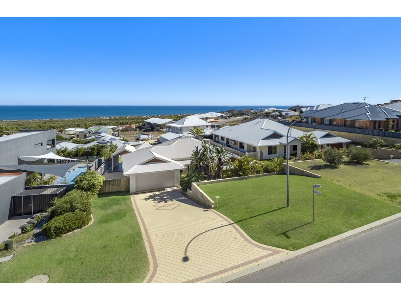 5 Wallabi Drive, Wandina WA 6530