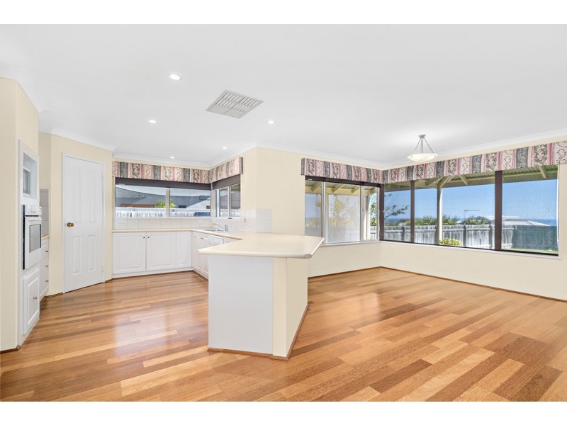 5 Wallabi Drive, Wandina WA 6530