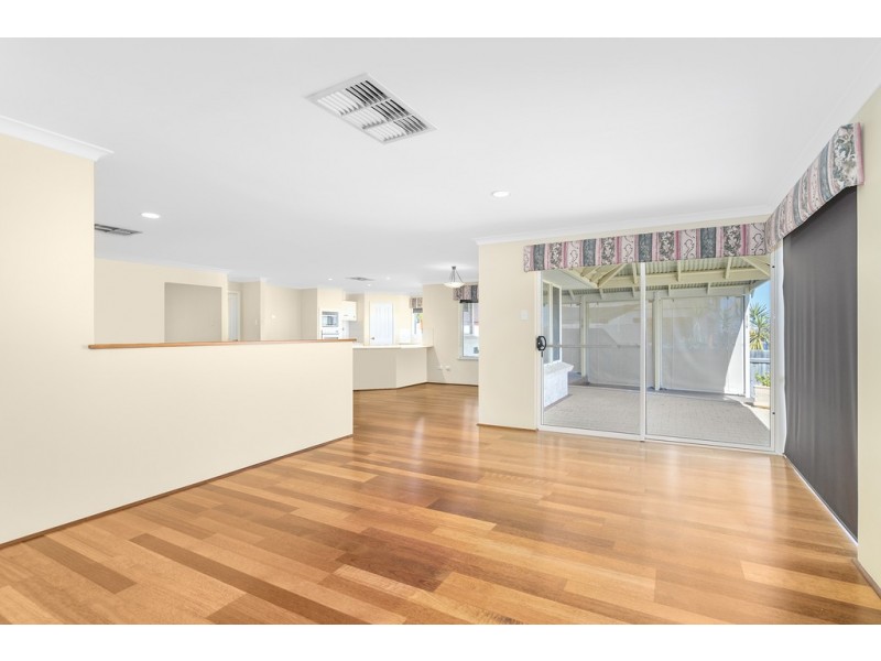 5 Wallabi Drive, Wandina WA 6530