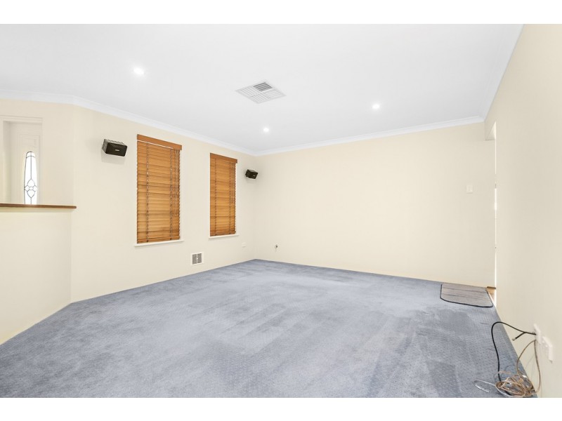 5 Wallabi Drive, Wandina WA 6530