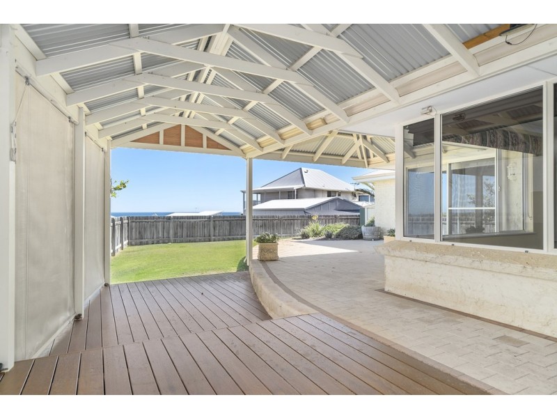 5 Wallabi Drive, Wandina WA 6530