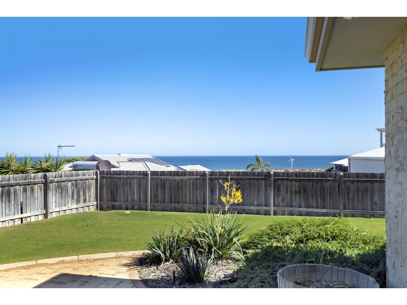 5 Wallabi Drive, Wandina WA 6530