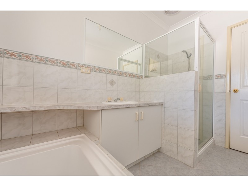 14 Faranda Road, Glenfield WA 6532