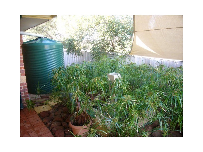 4 Sunnybanks Drive, Strathalbyn WA 6530