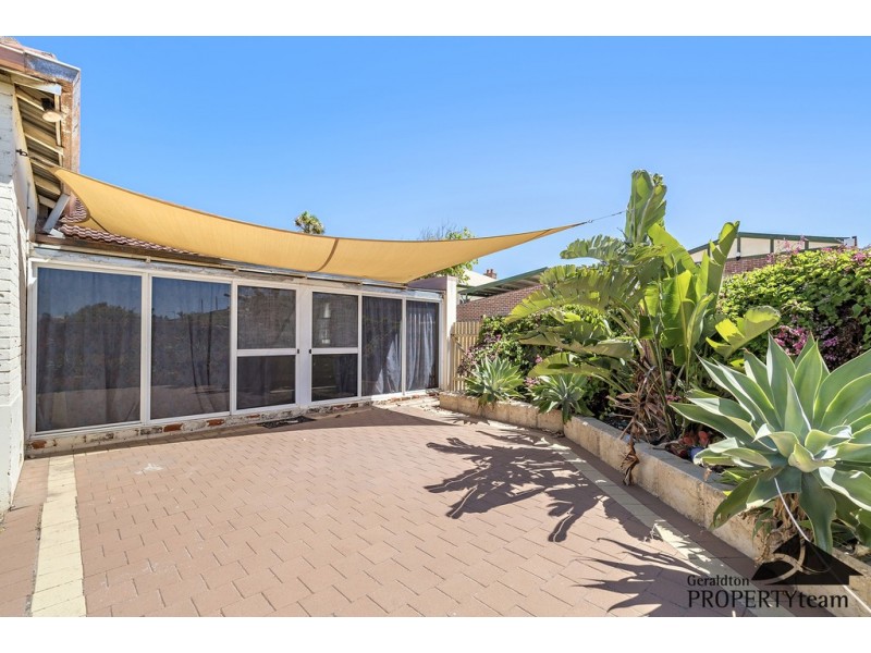 150 Shenton Street, Beachlands WA 6530