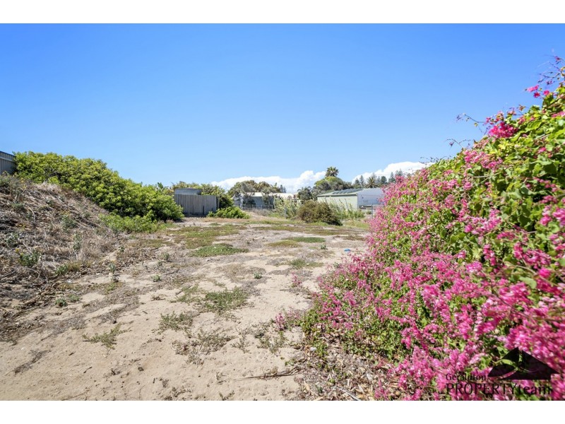 150 Shenton Street, Beachlands WA 6530