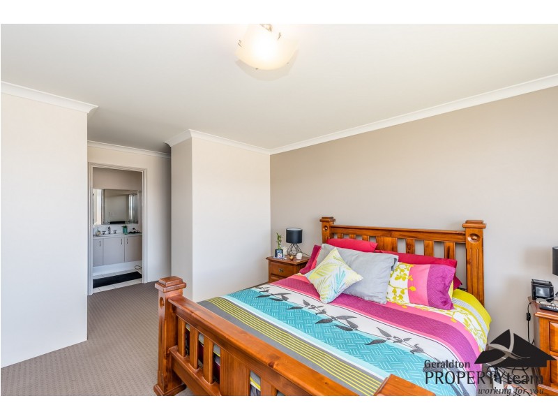 6 Periwinkle Street, Drummond Cove WA 6532