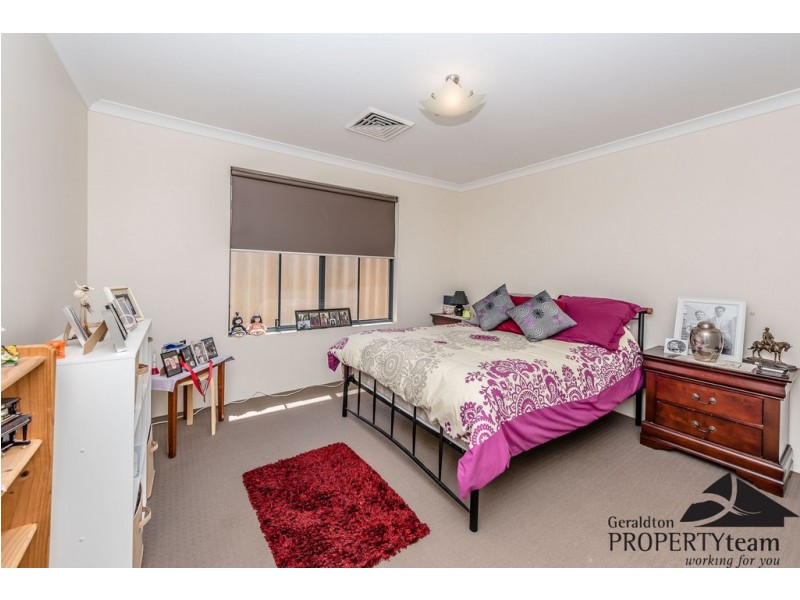 6 Periwinkle Street, Drummond Cove WA 6532