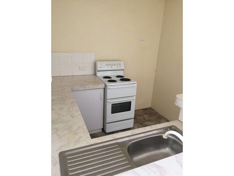 3/285 Fifth Street, Wonthella WA 6530