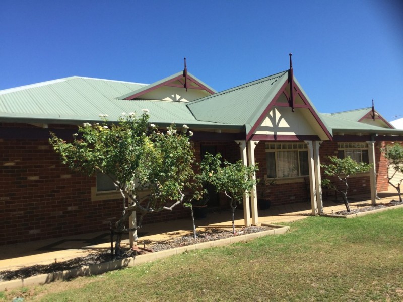 9 Quayside Vista, Drummond Cove WA 6532