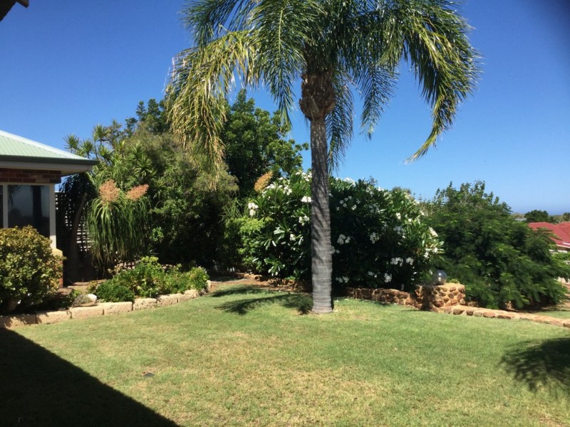 9 Quayside Vista, Drummond Cove WA 6532