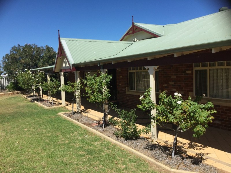 9 Quayside Vista, Drummond Cove WA 6532