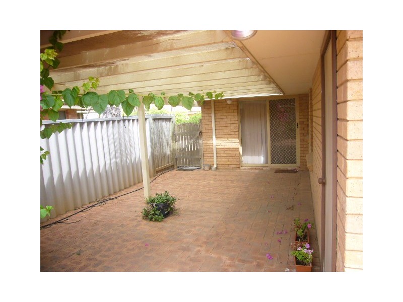 16/206 Durlacher Street, Geraldton WA 6530