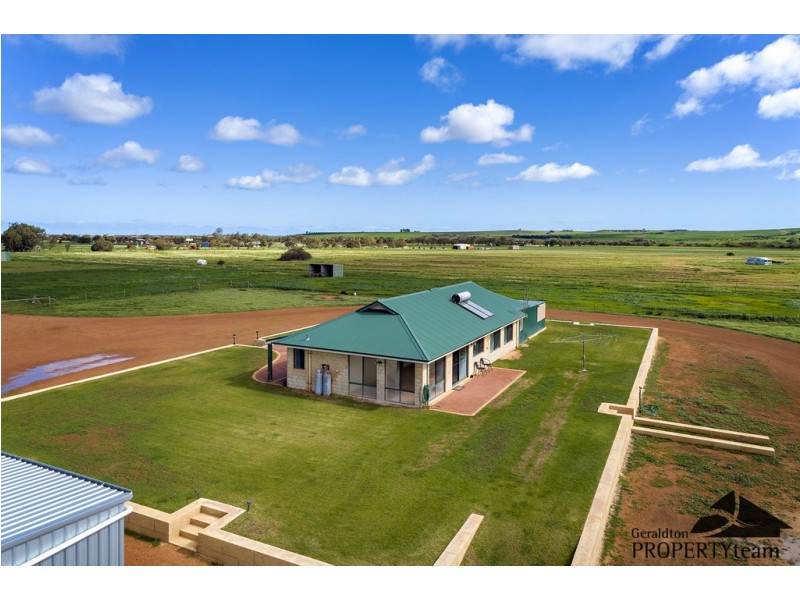 23 Hill River Way, Moonyoonooka WA 6532
