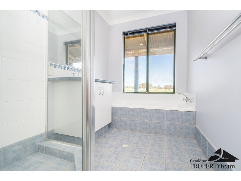 23 Hill River Way, Moonyoonooka WA 6532