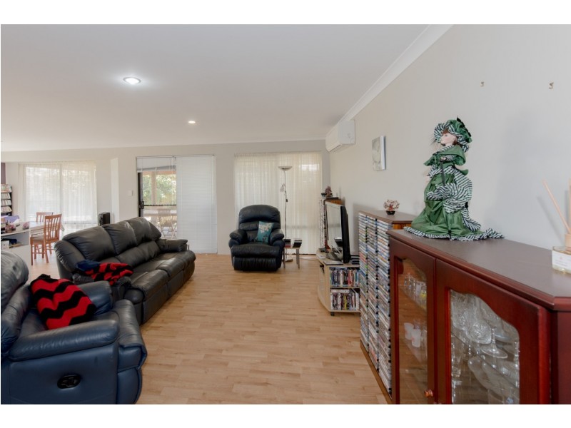 31 Wahn Avenue, Waggrakine WA 6530