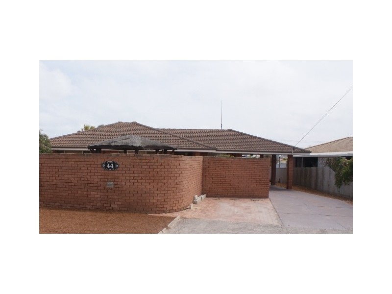 44 Hakea Street, TARCOOLA BEACH, Geraldton WA 6530